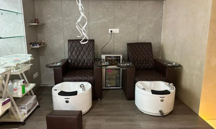 Luxura Makeup Studio